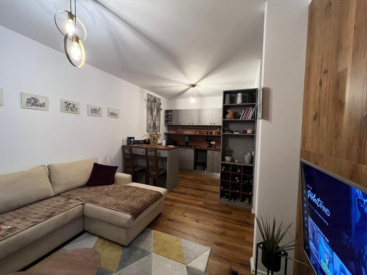 Zirkon City Rush Apartment Тирана Экстерьер фото